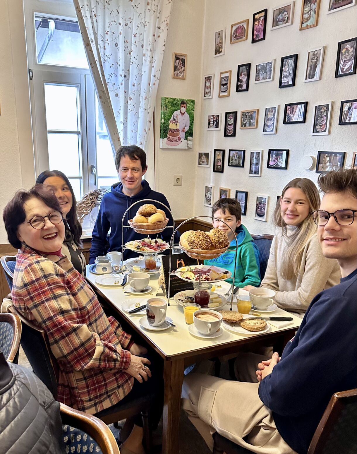 A38C7098 8418 43F2 Bad2 099F2D0Dd656